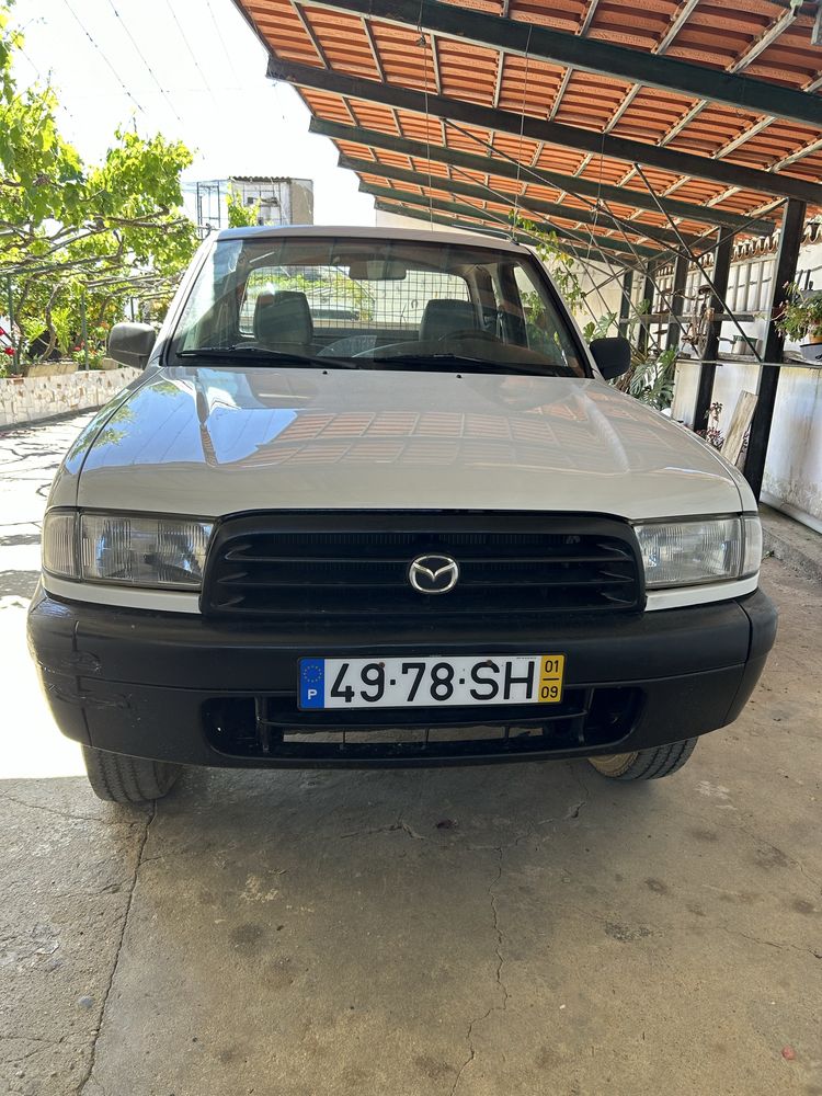 Vendo carrinha Mazda 4x4