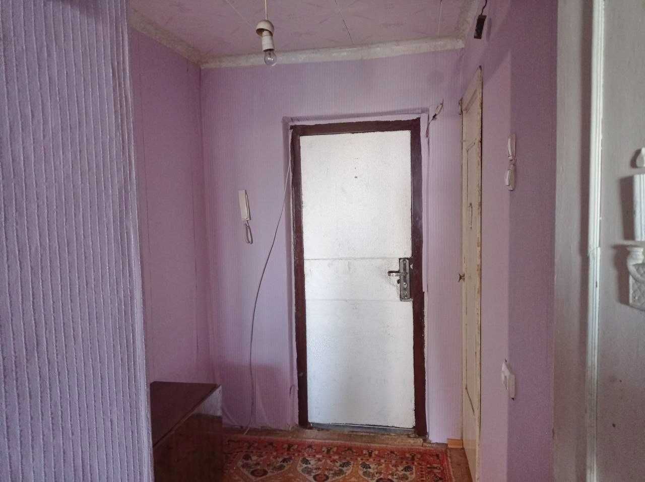 Продам уютная 1к на Рабочая. Поля