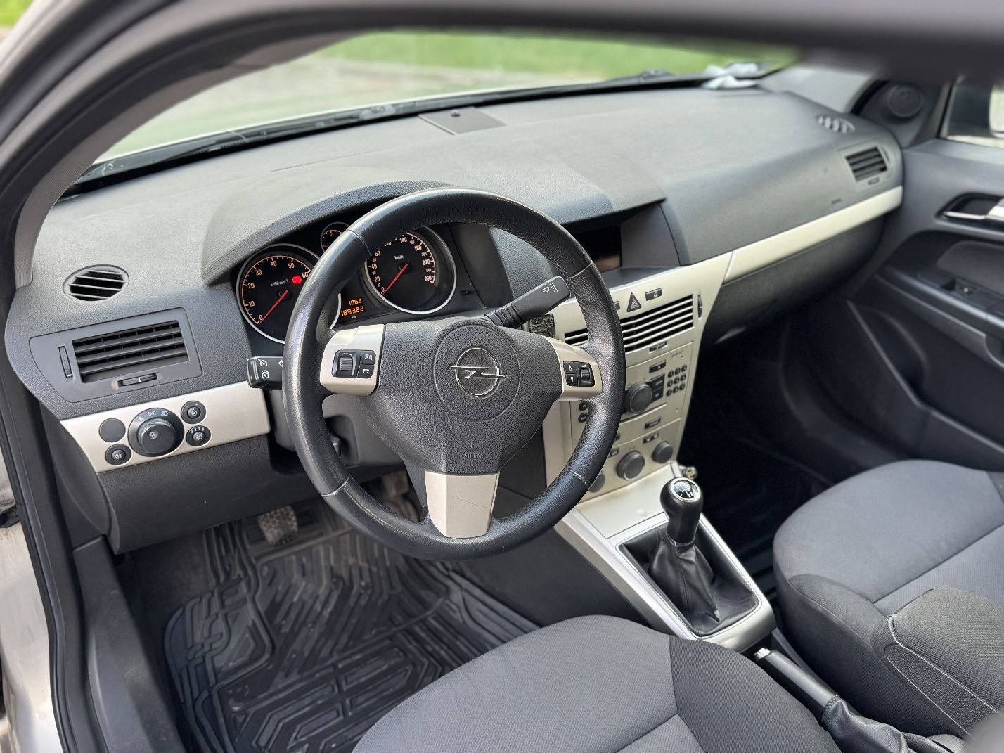 Opel Astra H SALON POLSKA drugi właściciel polskie menu 115km