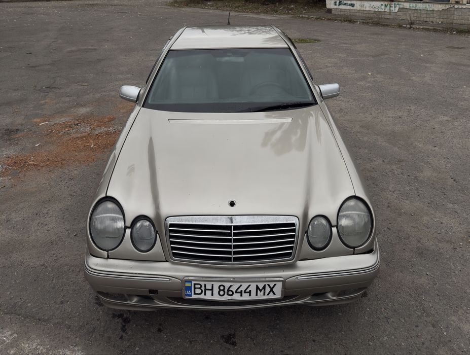 Мерседес бенс е-клас w210