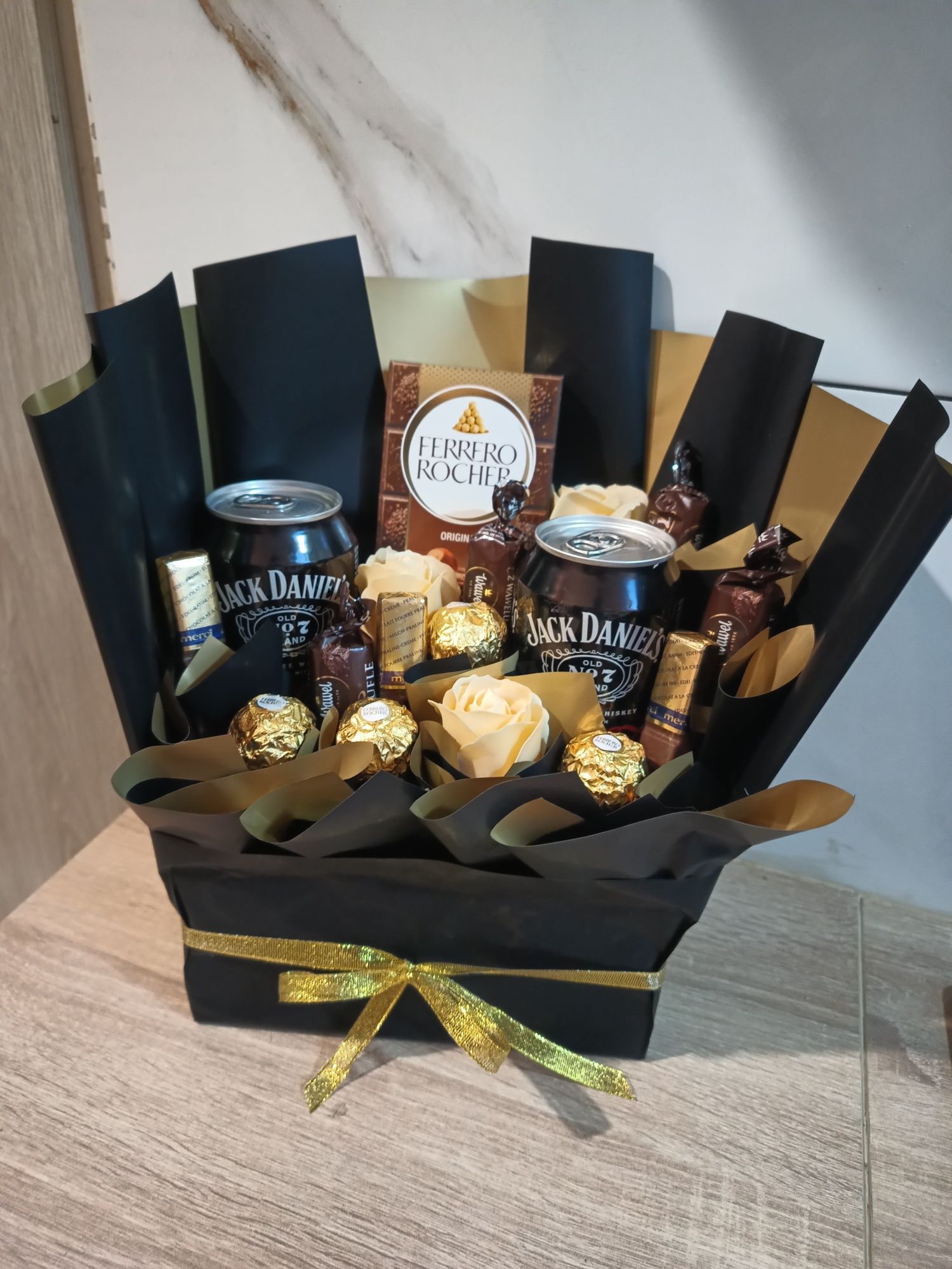 Box ze słodyczy dla Niego Słodki box na każdą okazję