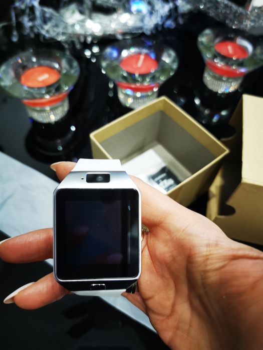 Nowy Smart Watch