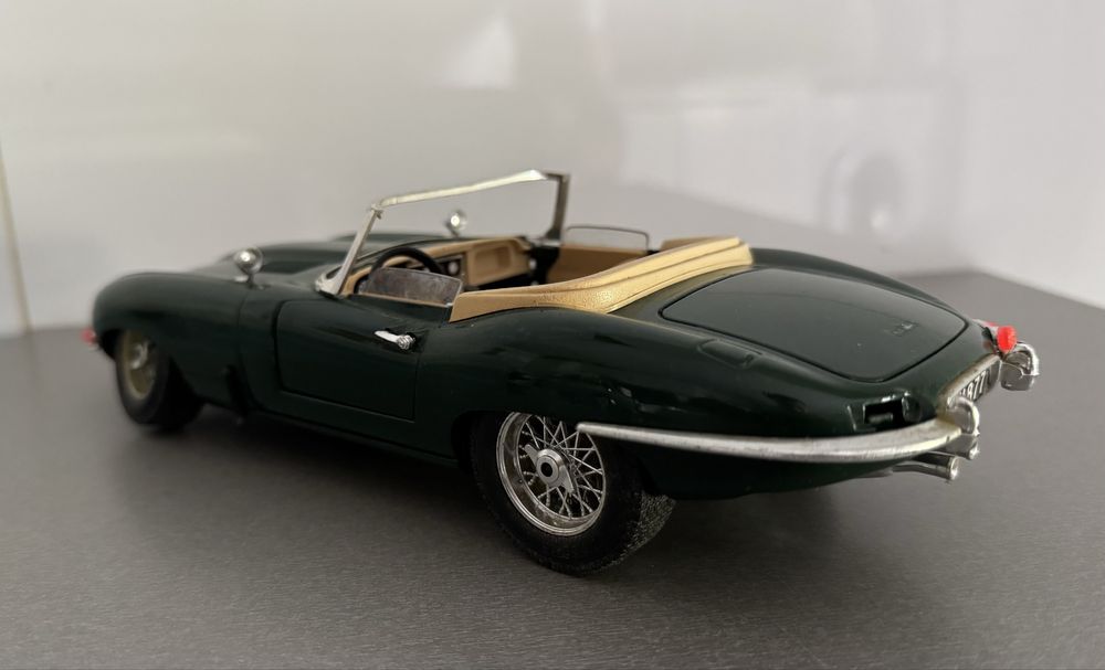 Jaguar E-Type - Miniatura 1:18