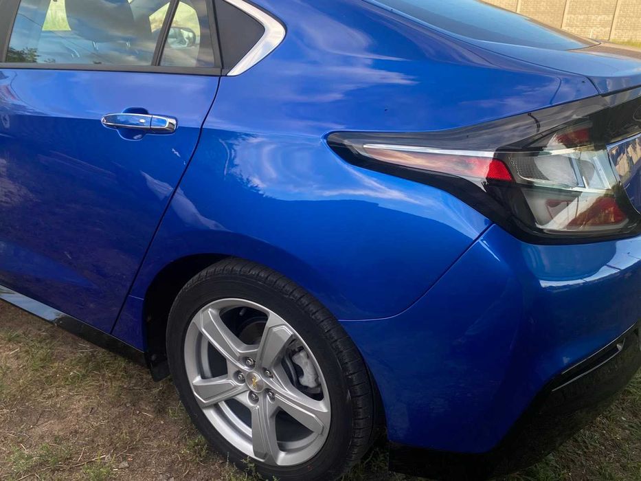 Продам Chevrolet Volt 2017