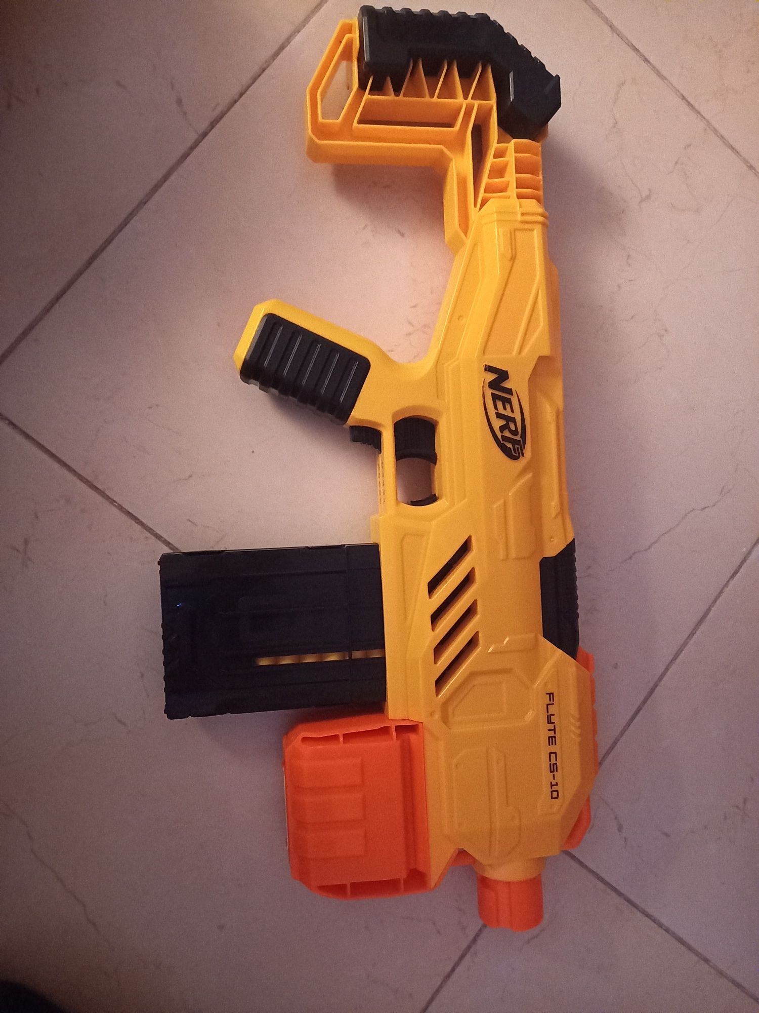 NERF- alpha strike flyte cs-10