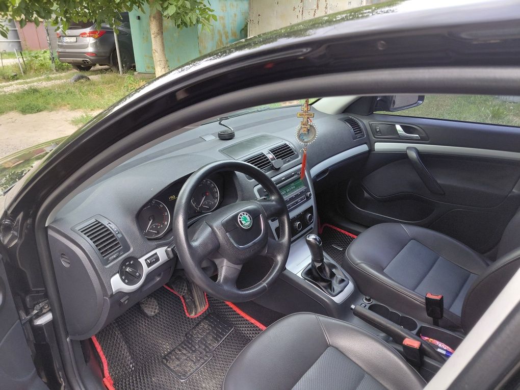 Продам Skoda Octavia A5 1,6 MPI Газ