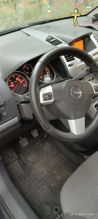 Опель зафіра б дизель 1.7