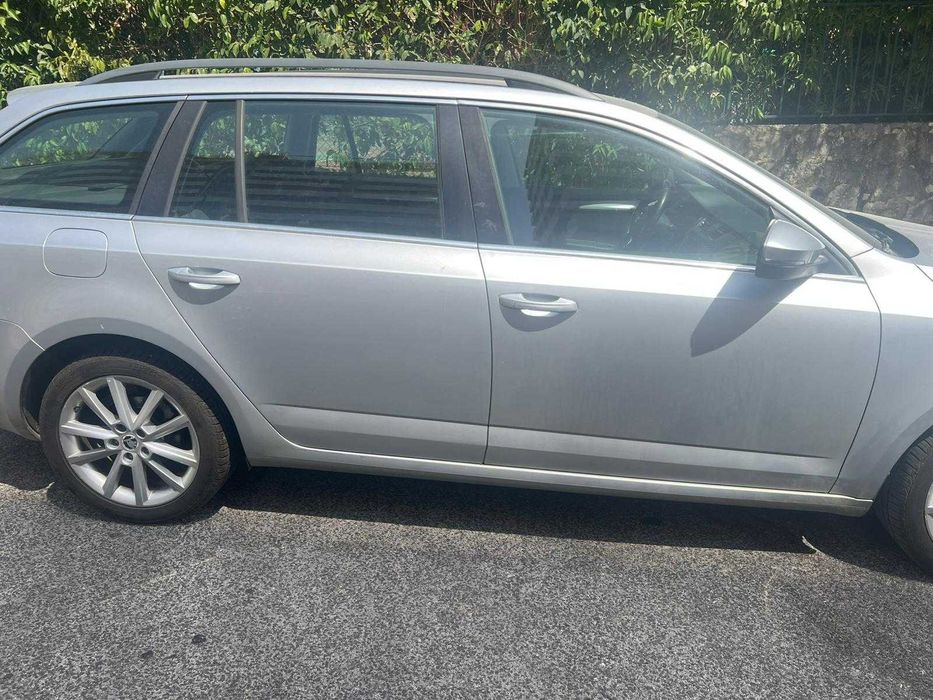 Venda de Viatura Skoda Octavia