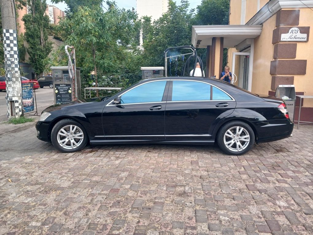 Mercedes 221 (S-Class W221)