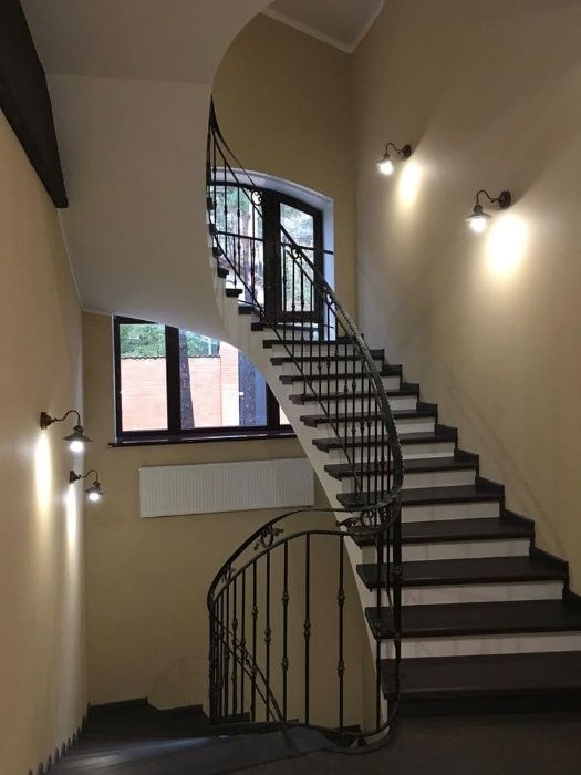 Горенка. От хозяина. Особняк 1039 м2. 1 Га. Озеро Торг до продажи