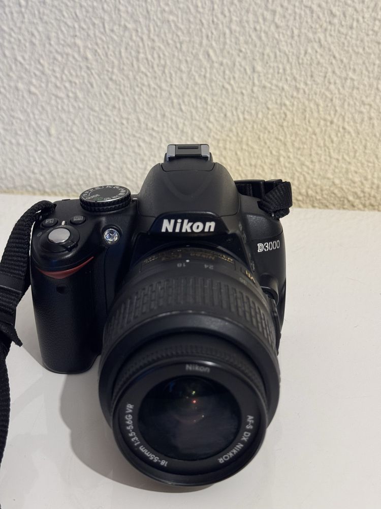 Camera fotografica NIKON D3000