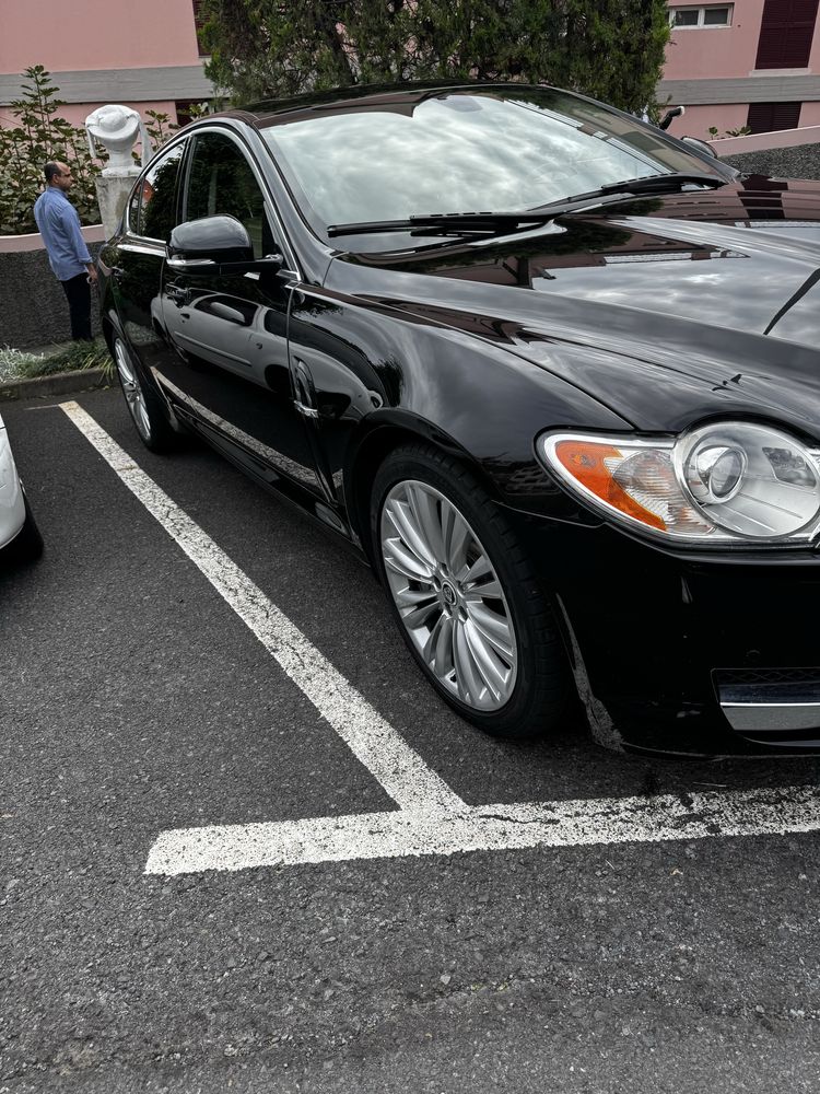 Jaguar XF250 3.0D V6 275cv