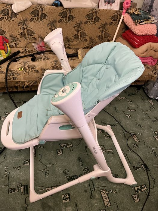 Дитяче музичне крісло для годування,гойдалка