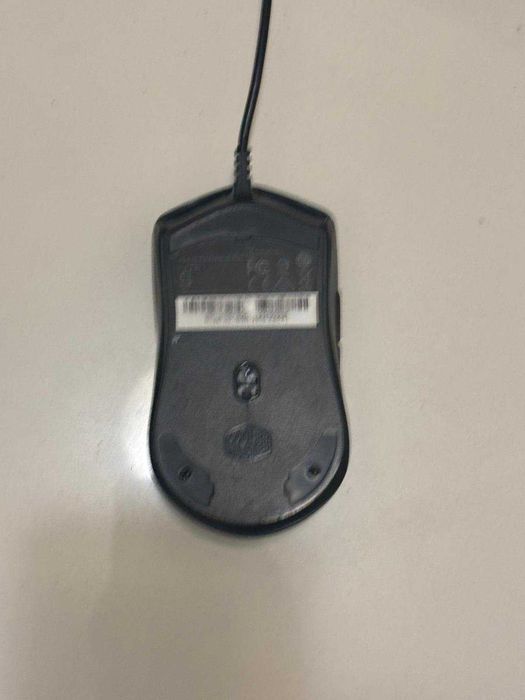 Przewodowa mysz gamingowa – Cooler Master Lite S (Czarna)