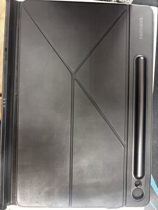 Samsung Galaxy Tab S9 FE Wi-Fi (SM-X510) • Ідеальний стан • чохол у пд