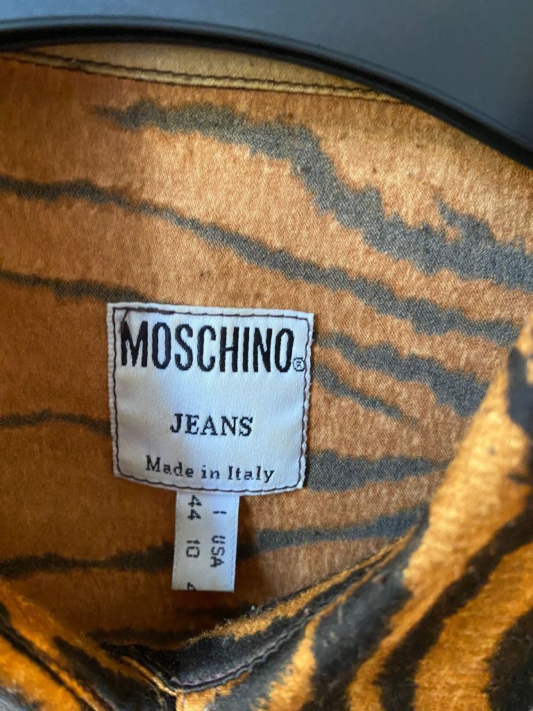 Blusa Moschino padrão tigresa
