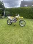 Sprzedam Suzuki rmz 250 odpala tylko na pych po czym gaśnie