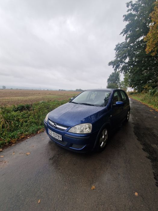 Opel Corsa C 2005 1.2 Twinport 80km z przebiegiem 158tys km