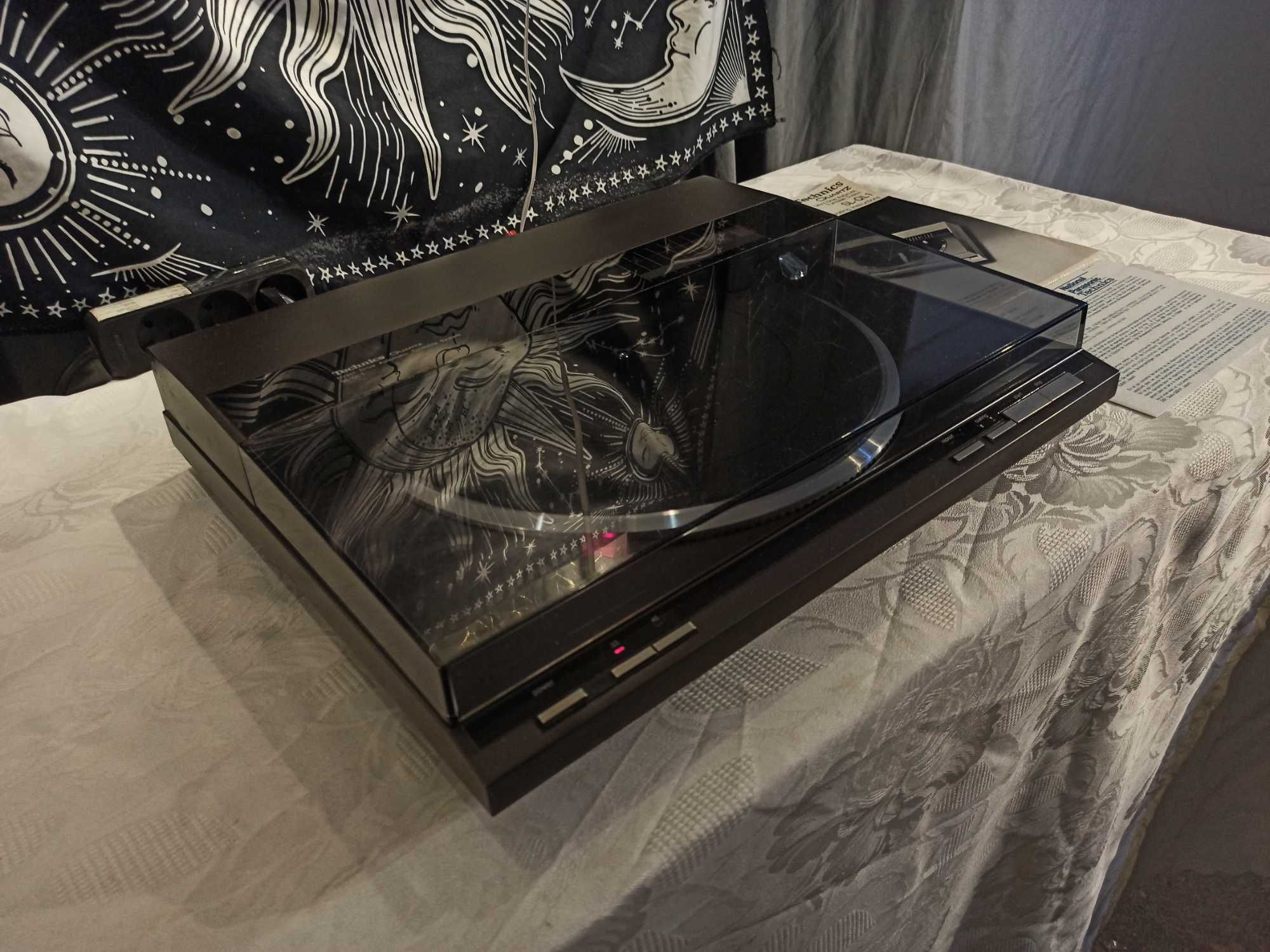 Gramofon TECHNICS SL-QL1 z wkładką TECHNICS P202C