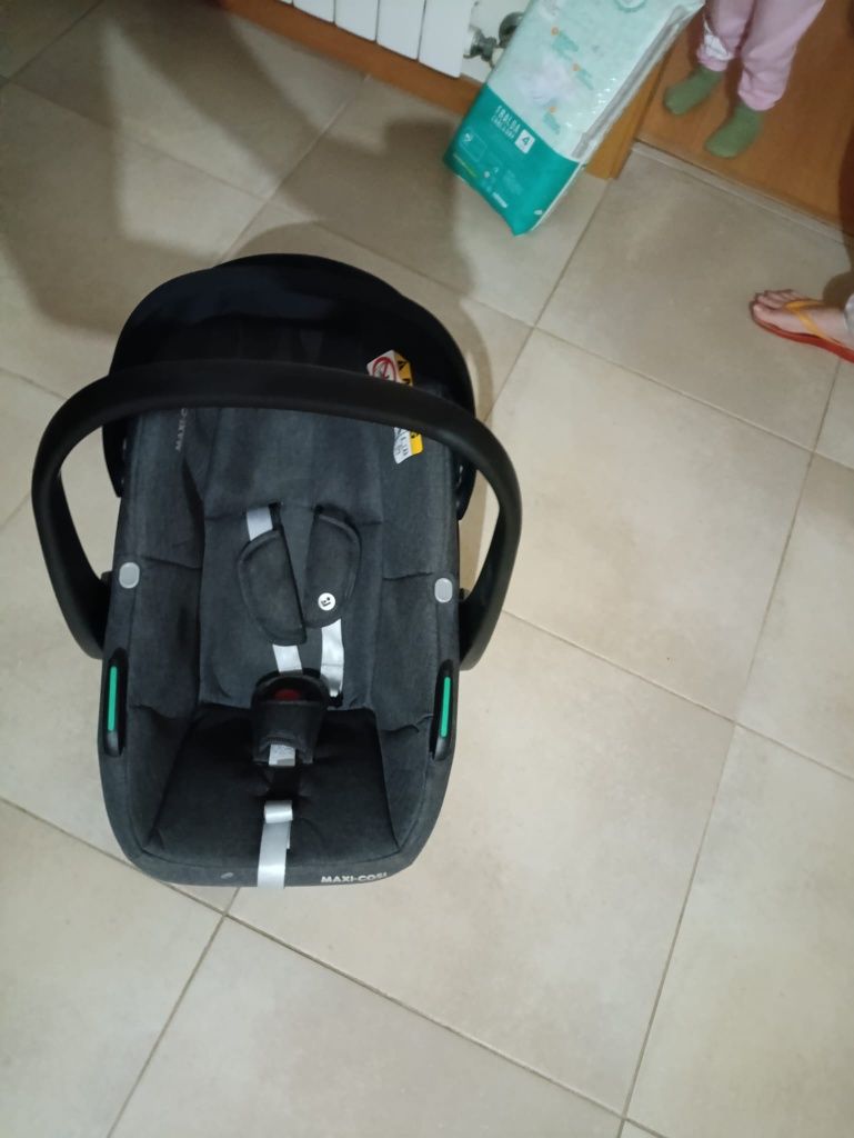 Maxi-Cosi Zelia S Trio + Base FamilyFix 360º