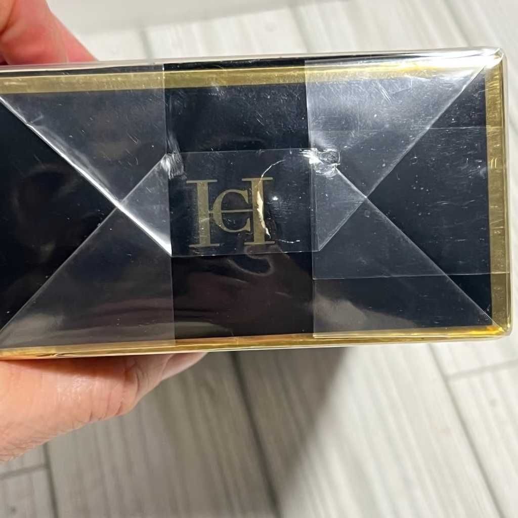 Carolina Herrera Very Good Girl Eau de Parfum dla Kobiet, 80 ml