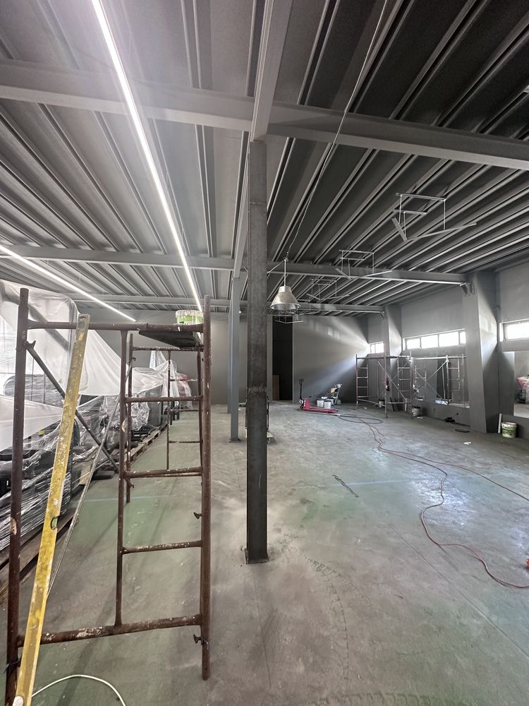 MEZZANINES C/ESCADAS