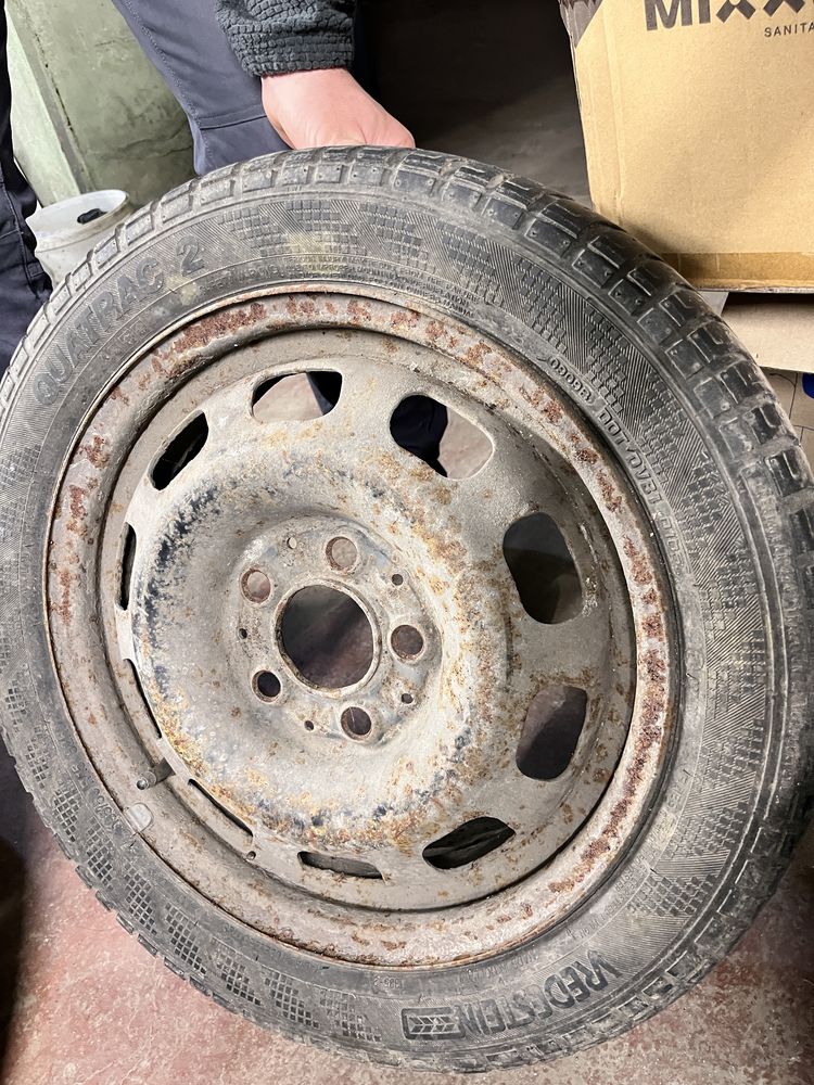 2 колеса 185/55 r15 та 4 сталеві диска