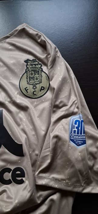 Camisola do jogador Marchesín do FC Porto