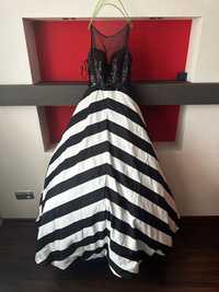 Випускне плаття випускна сукня sherri hill