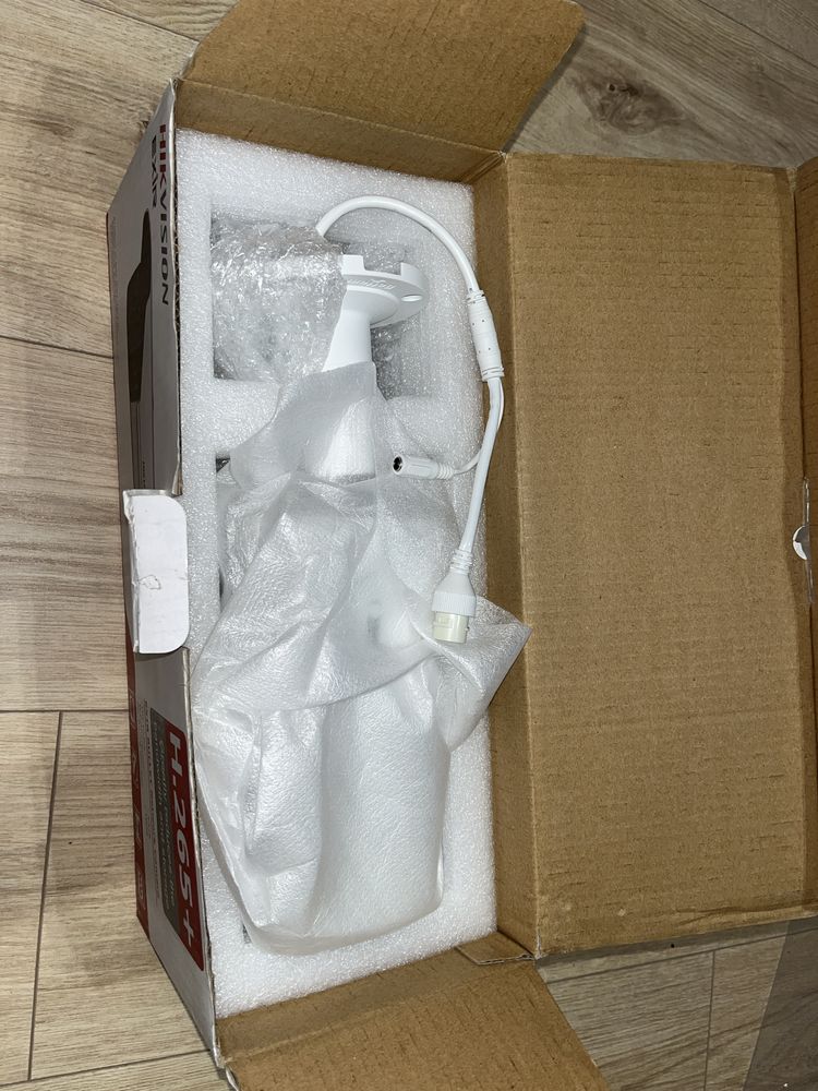 Kamera monitoringu Hikvision Exir Bullet 2MP DS-2CD2T25FWD-I5