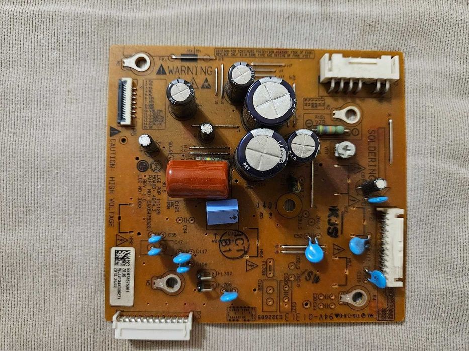 Плазма LG 42PN450D НА ЗАПЧАСТИ ПЛАТЫ разборка 42 дюйма на запчастини