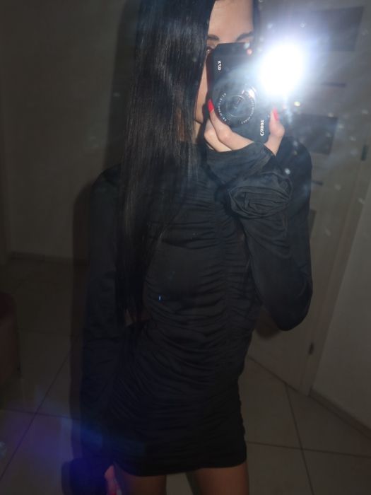 Міні сукня з трояндами