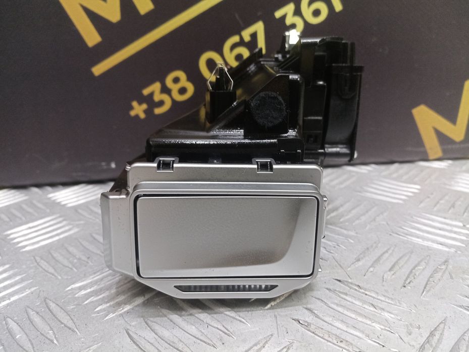 Ароматизатор на панель приладів  BMW X7 G07 приборов БМВ Х7 Г07