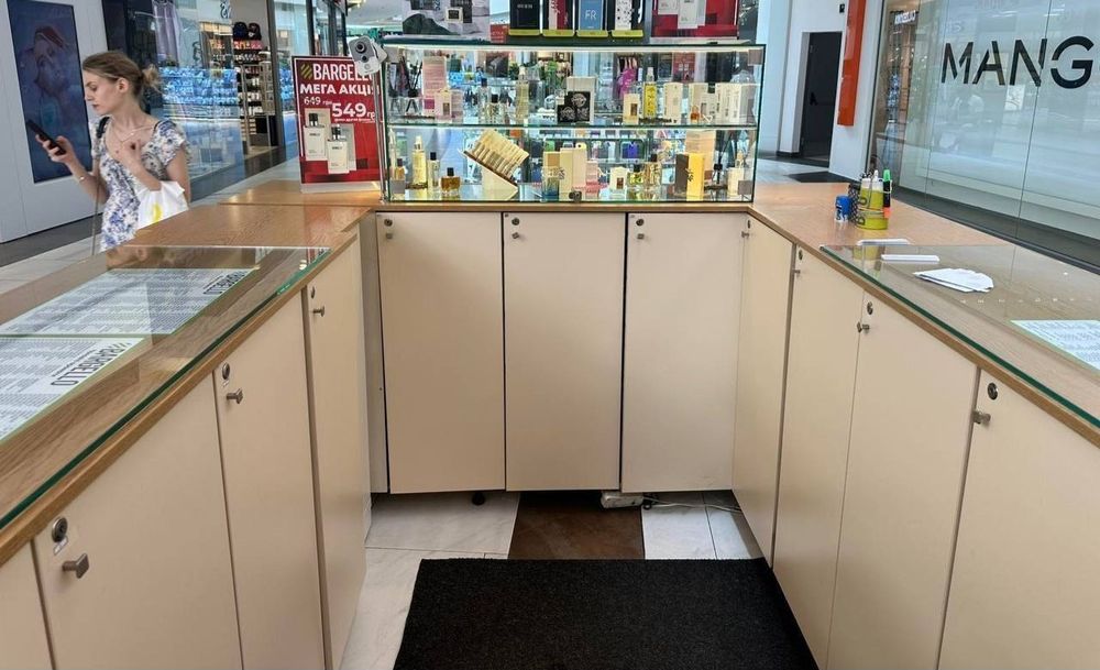 Острів торговий, острів в торговий центр, меблі для торгівлі, вітрини