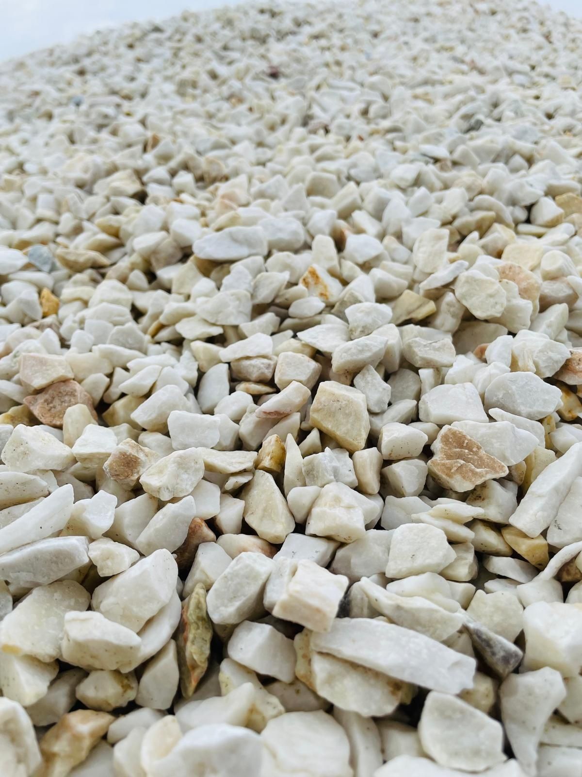 Kora kamienna dalmatyńczyk marmur Żwir ziemia ogrodowa  piasek