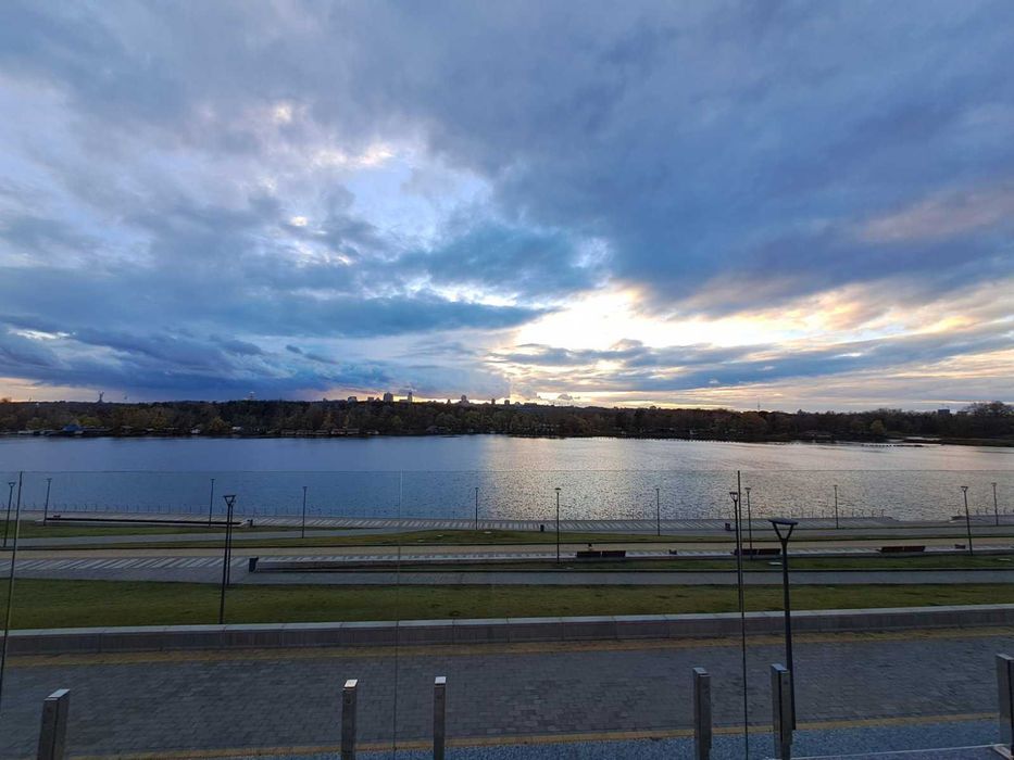 Без %ЖК Русанівська Гавань Продаж великої 2к квартири 87.7 кв.м Видова