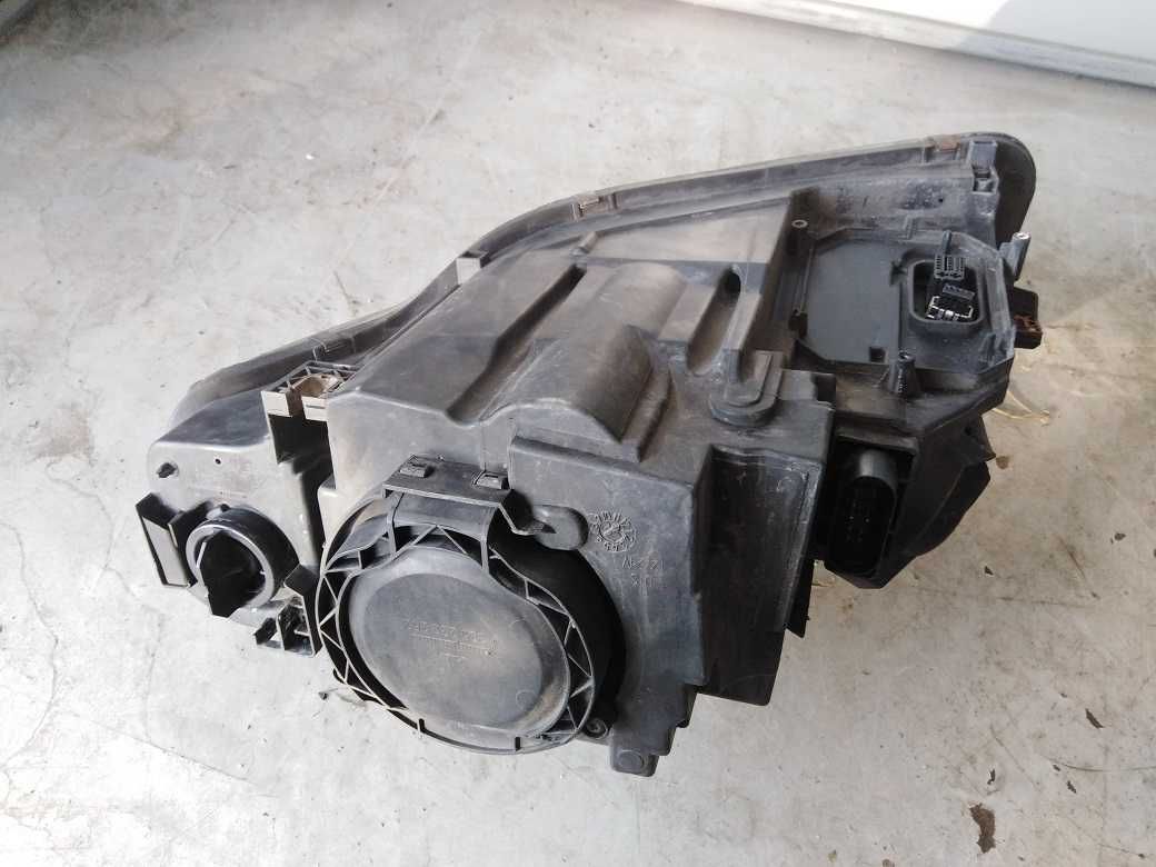Audi A4 B7 S-Line Lampa Przód Prawa Bi Xenon