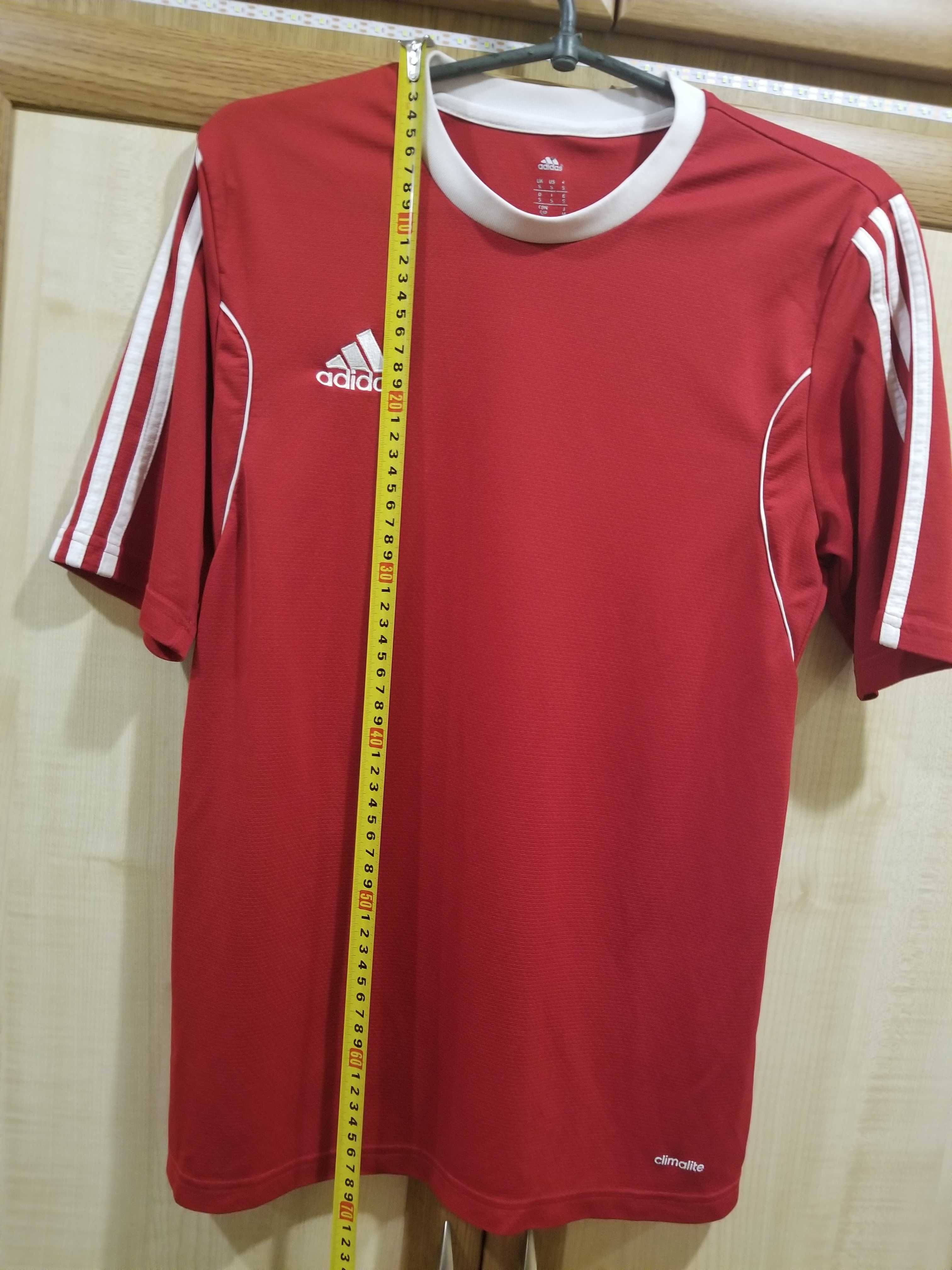 Футболка Adidas  "M"
