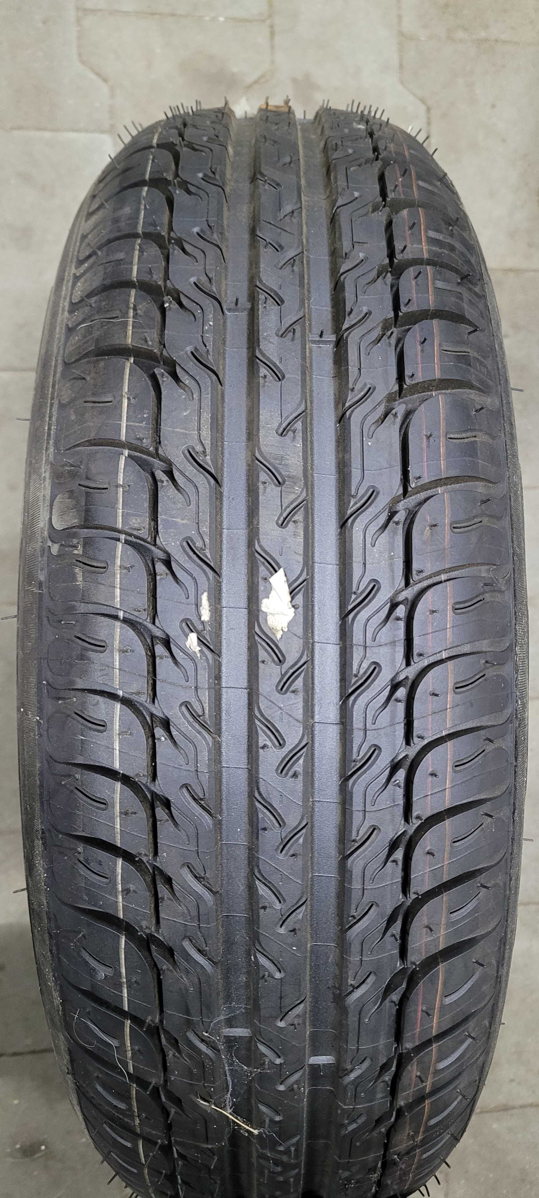 BFGoodrich G-Grip 165/65/14 79 T