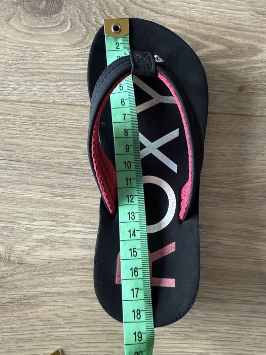 Japonki klapki kąpielowe dziecięce Roxy r.26 (18cm)