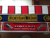 3 szaliki kolekcjonerskie meczowe Manchester United F.C.