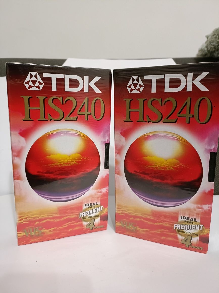 Kasety VHS tdk hs240