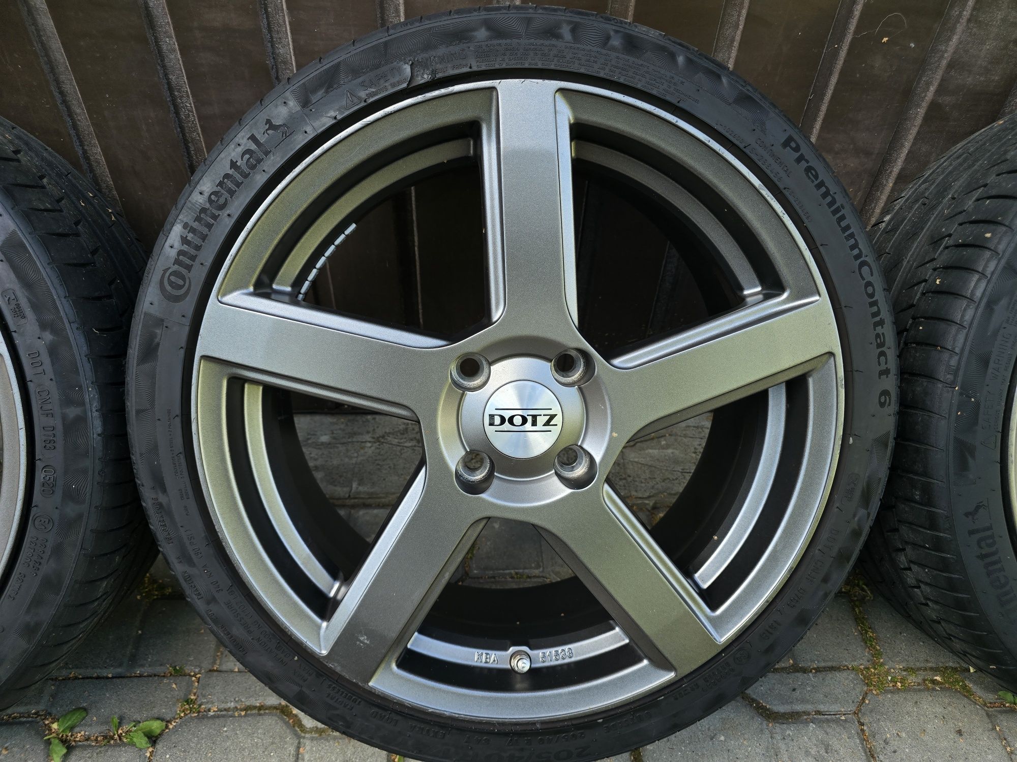 Felgi z oponami 205/40R17 Ford Fiesta 4x108 Fusion Focus Puma Ka+