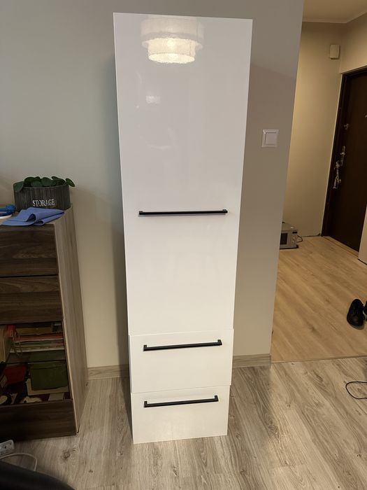 Stojaca szafka lazienkowa