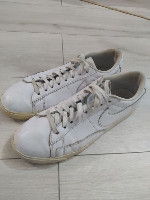 Кросівки Nike шкіряні