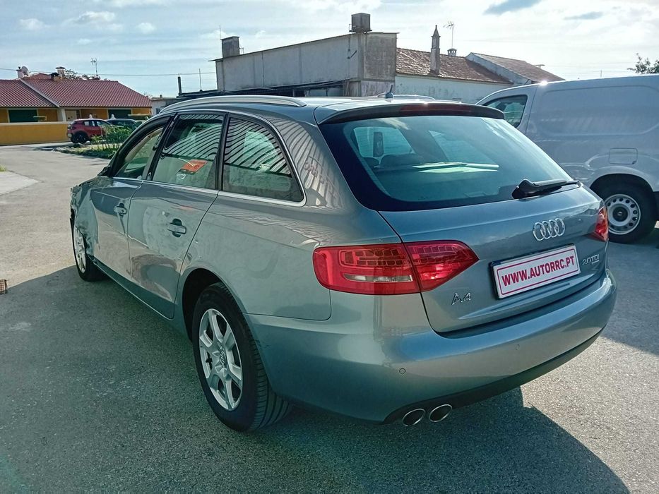 Audi A4 Avant 2.0tdi quattro (peq. sinistro) BLACK FRIDAY–28/11 a 2/12