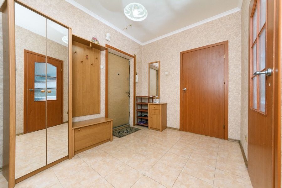 Посуточно  квартира Оболонский пр-кт 36Д м. героев днепра