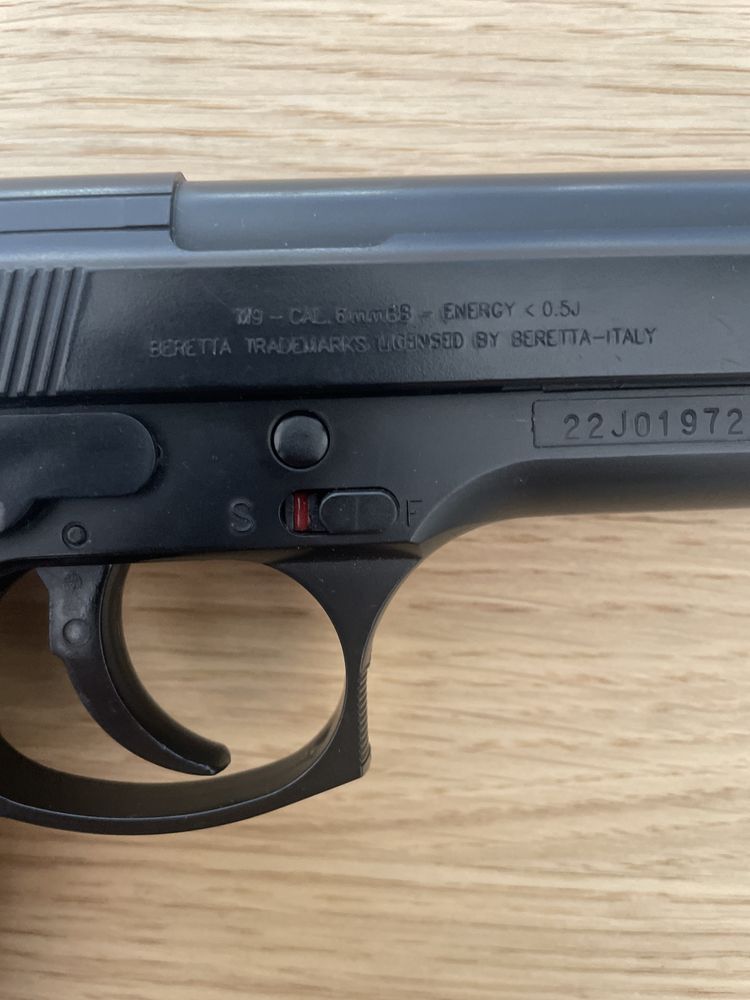 Pistola airsoft como nova
