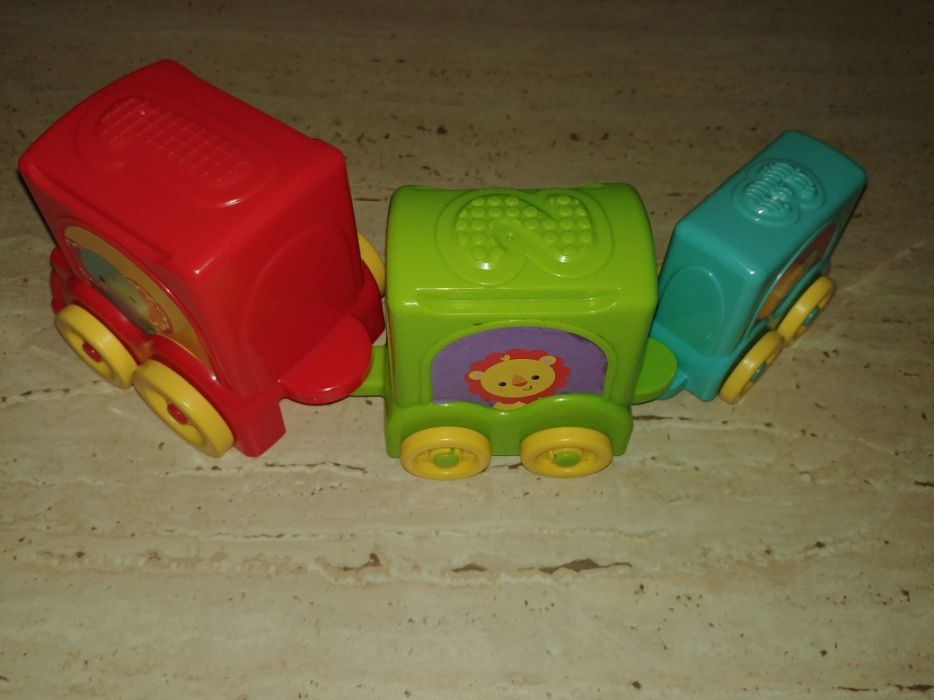 Fisher Price pociąg wagoniki