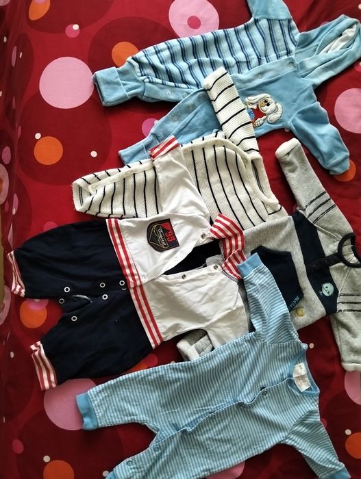 Roupa bebé dos 0-3 meses + de 170 peças variadas